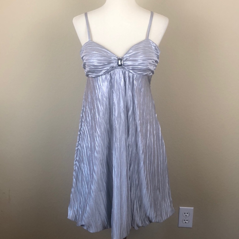 BCX Silver Fancy Party/Prom/Homecoming Dress w/Jewel Detail - Size 7 Juniors